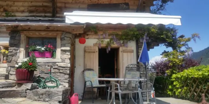 Chalet avec charme et meublé à Val-d'Illiez