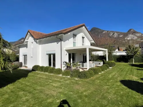 TRES BELLE VUE - QUARTIER RESIDENTIEL CALME à Aigle