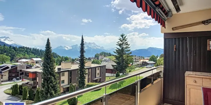 3.5p calme avec balcon sud et vue panoramique montagne!