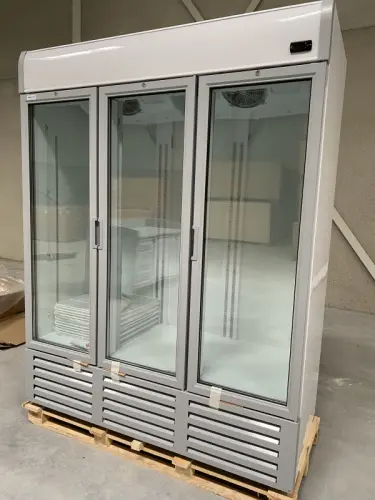 NOUVEAU: Frigo vitrine à boissons 3 portes 1455L à Liège