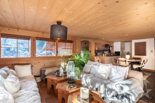 Val-d'Illiez, magnifique chalet de 3 logements à Val-d'Illiez