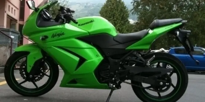 Kawasaki Ninja 250r à vendre