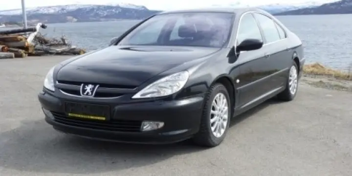 Peugeot 607