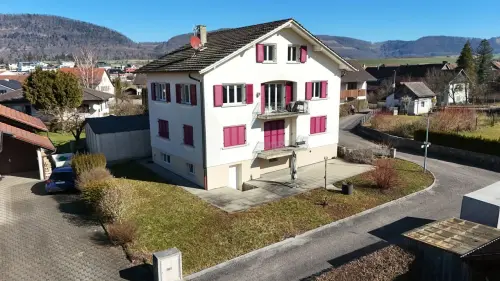 À Corban maison locative de 2 appartements à vendre à Corban