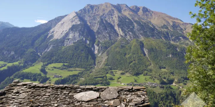Grande maison familiale avec énormément de potentiel à La Rosière