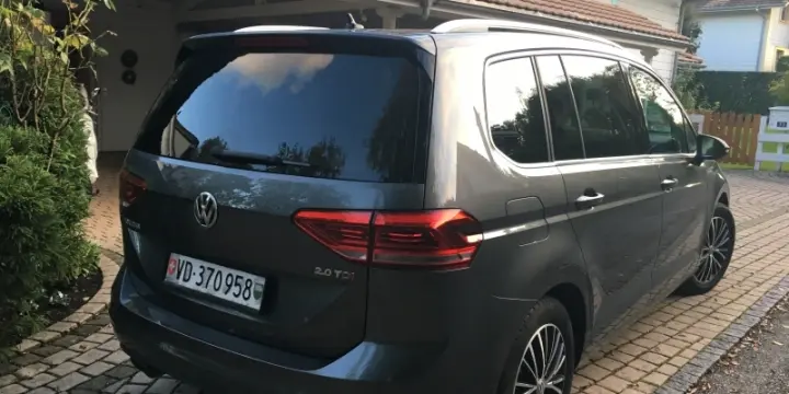 A Vendre VW Touran: CHF 22000