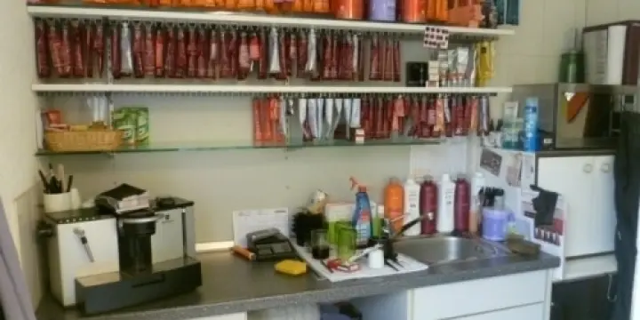 A remettre, salon de coiffure à Delémont