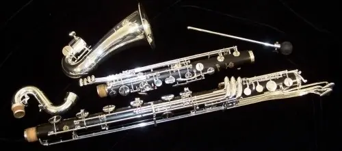 Clarinette basse SELMER en si bemol desc à genev