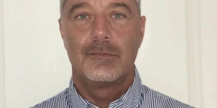 cherche poste  hôtellerie et restauration