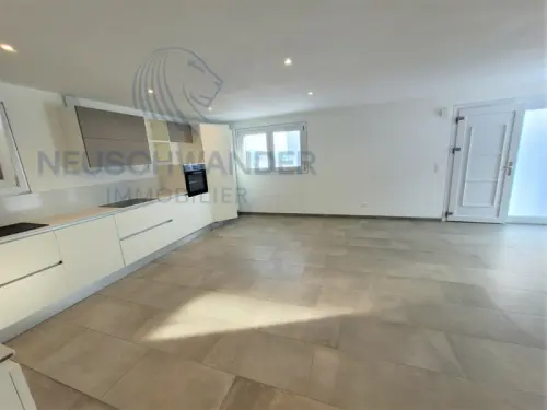 Appartement de  4.5 pièces avec terrasse et entrée indépendante. à Courfaivre