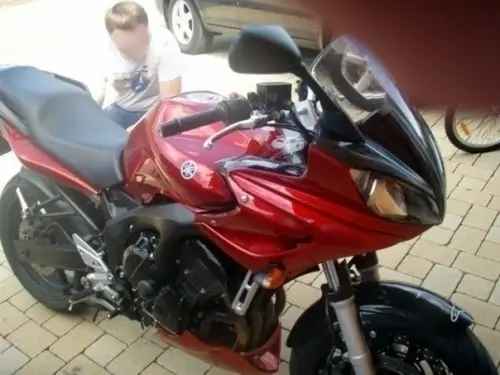 Yamaha Fazer XJ6-S 2007 21'000 km à Granges-Paccot