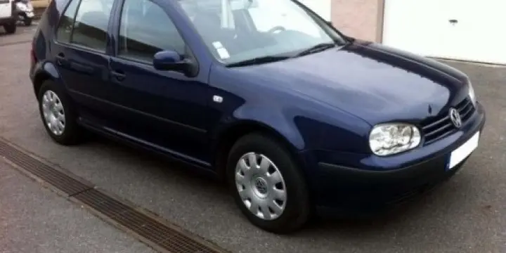 VW  Volkswagen Golf