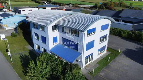 Local commercial de 120 m2 à louer à Glovelier à Glovelier