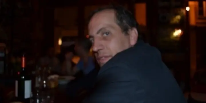 homme de 43 ans cherche fille de 20 à 50