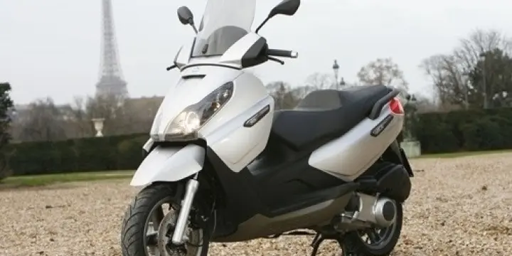 Piaggio X7 300ie blanc