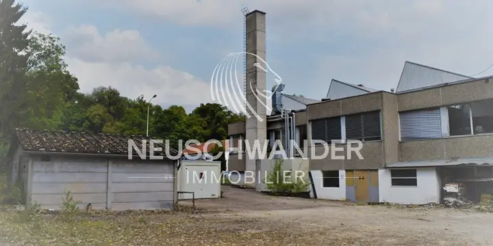 À vendre grands locaux de 4'211 m2 à Porrentruy