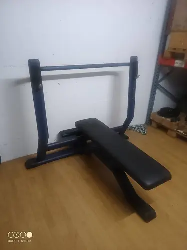 Banc dév. couché Telju à Sierre