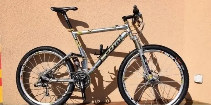  Superbe vtt Genius RC taille L