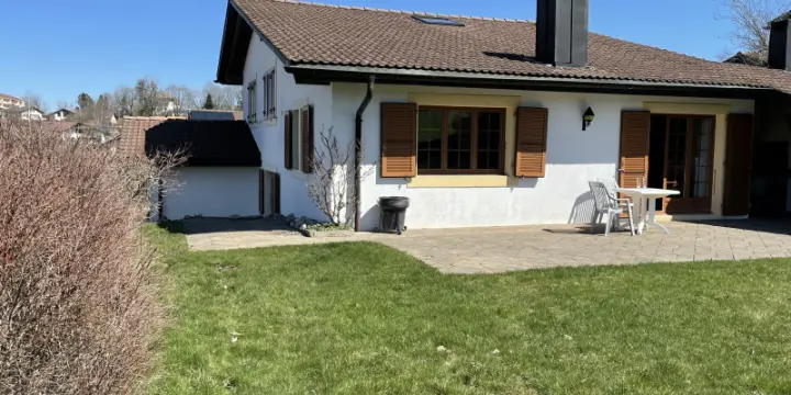 Villa de 7.5 pièces à la Chaux-de-Fonds