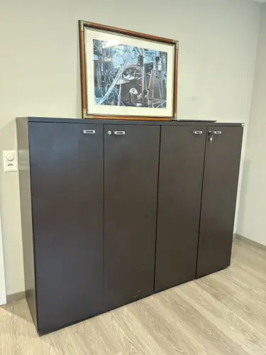 Commode bois brun en très bon état