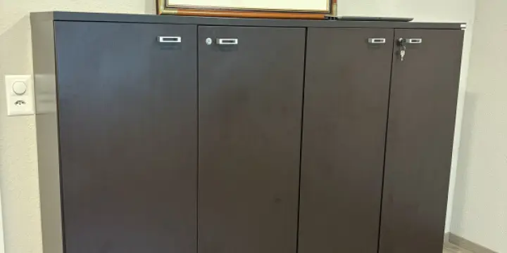 Commode bois brun en très bon état