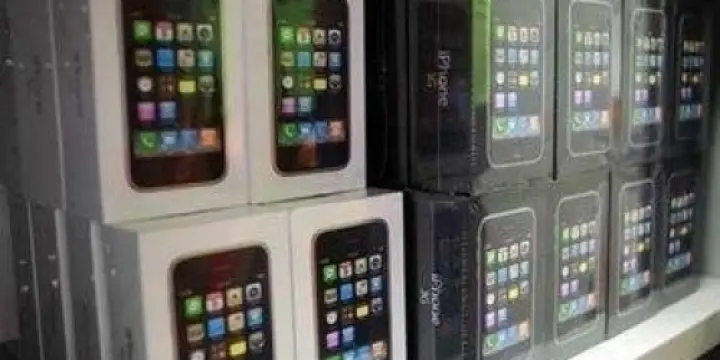 15 iPhone 3GS 32Go Version 3.0 sous blis