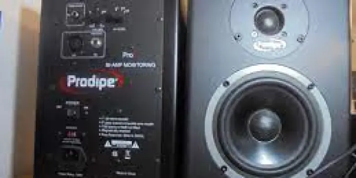 Monitor Audio Studio