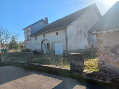 Ferme à rénover à Melisey