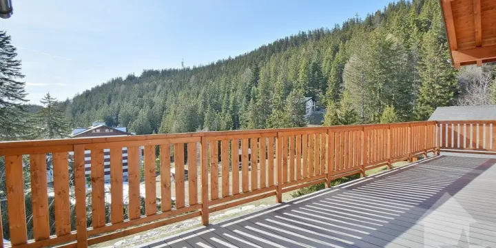 Magnifique lot de 3 appartements complètement rénovés