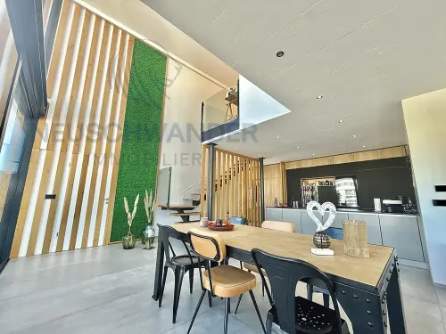 Splendide attique en duplex avec 2 places de parc souterraines à Delémont