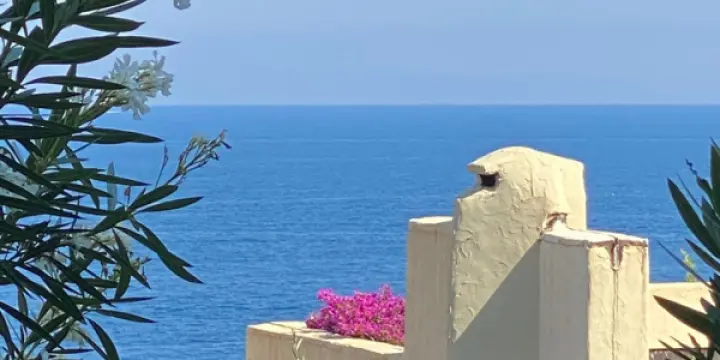 VACANCES d'été pieds dans l'eau, appartement&résidence privée de luxe