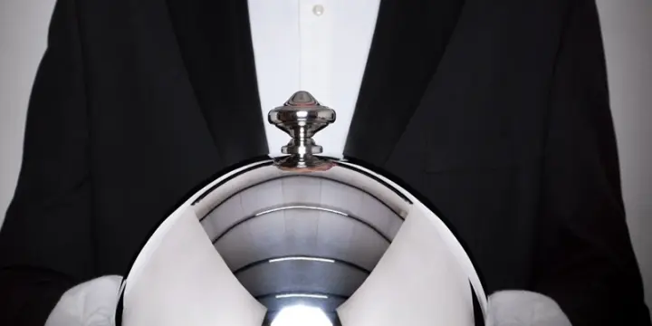 On recherche le serveur (h / f) dans le café