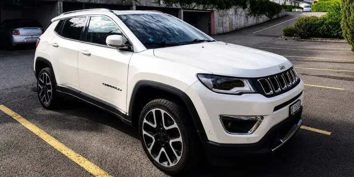 Jeep Compass 1.4 turbo limited awd 9atx-2019