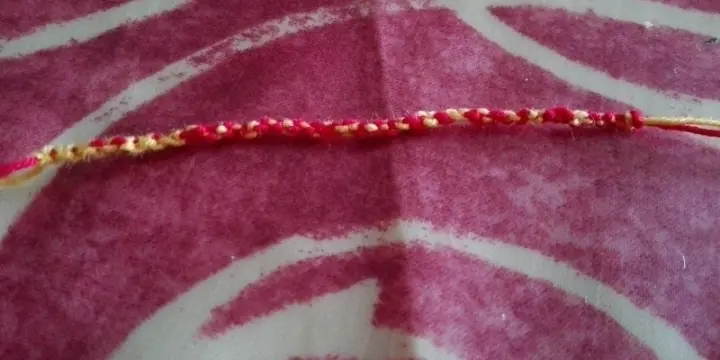 Bracelets faites a main