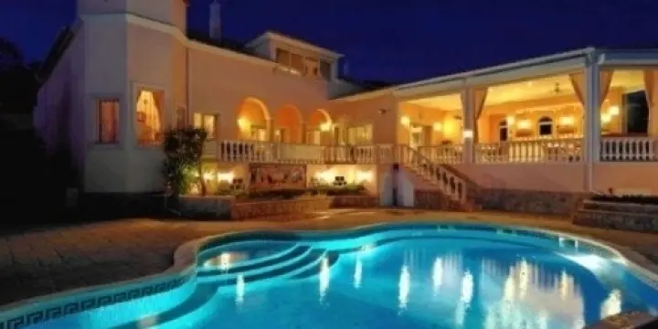 Villa 7 chambres LOULE Ref J8641