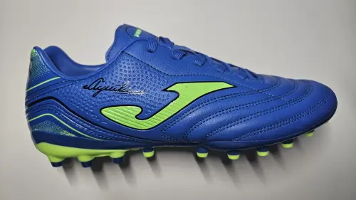 CHAUSSURE FOOTBALL