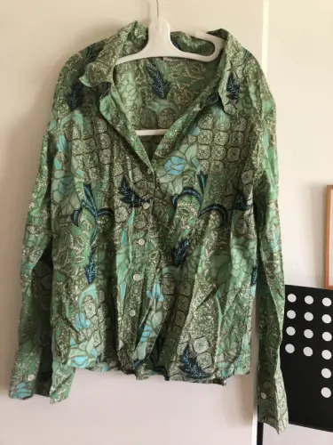 Chemise verte ML 44/ taille S à Nyon