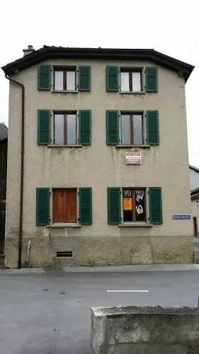 Maison villageoise à fort potentiel à Ardon