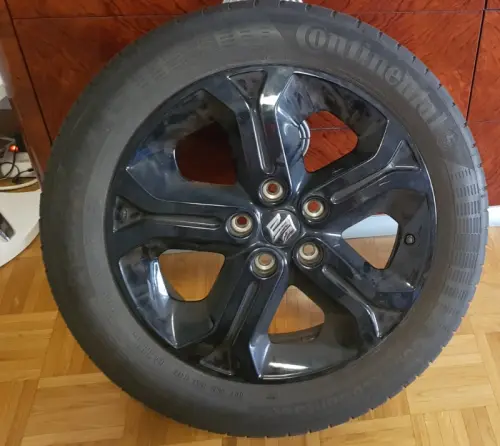 Set de 4 Pneus d´été marque Continental à Monthey