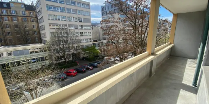 Superbe appartement 5.5p moderne avec 2 balcons à Champel