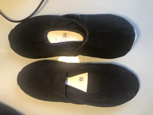 chaussons de gymn pointure 33 et 34 à Nyon
