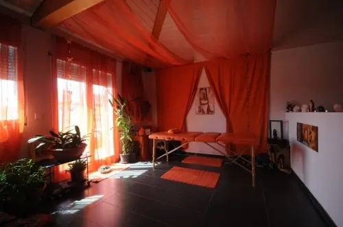 Massage Tantra Jardin Privé à Perroy