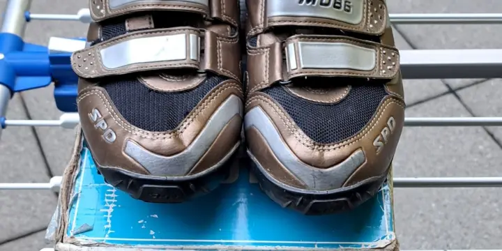 Souliers Shimano VTT ou vélo de route