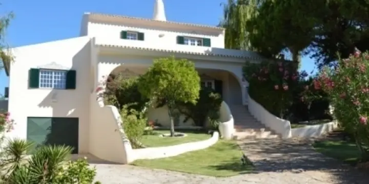 Villa 4 chambres Almancil Ref J8672