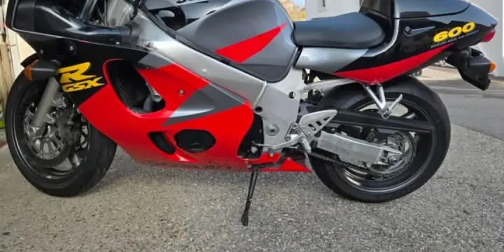Suzuki GSXR600