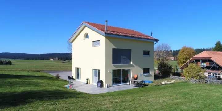 Grande maison familiale avec situation calme et magnifique !!!