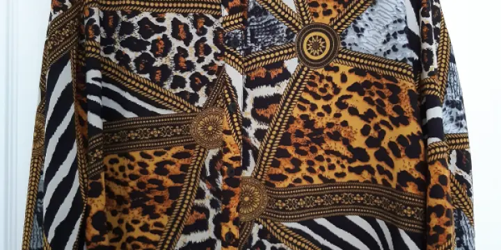 Chemise fantasie, taille S.