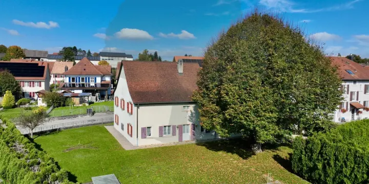 Maison de caractère avec grange aménageable à Alle