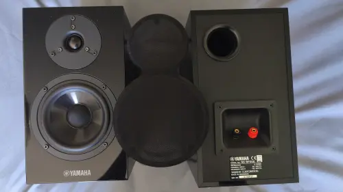 Yamaha NS-BP300 – Paire d’enceintes Hi-Fi avec câbles