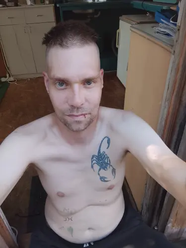 Homme vends boxer porté 3 jours à Corseaux